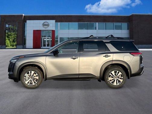 Gun Metallic 2026 Nissan Pathfinder SL
