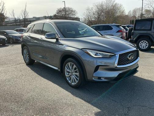 2024 INFINITI QX50 Luxe