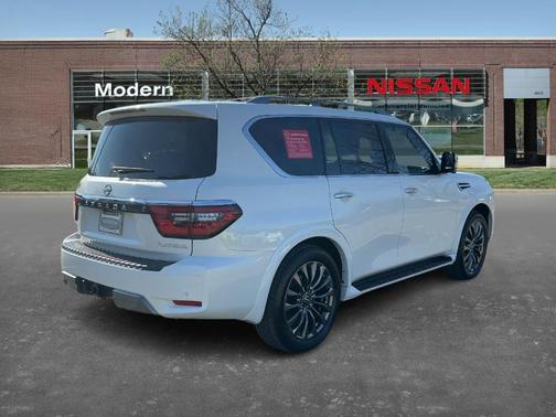 2024 Nissan Armada Platinum