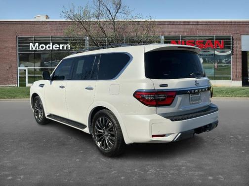 2024 Nissan Armada Platinum