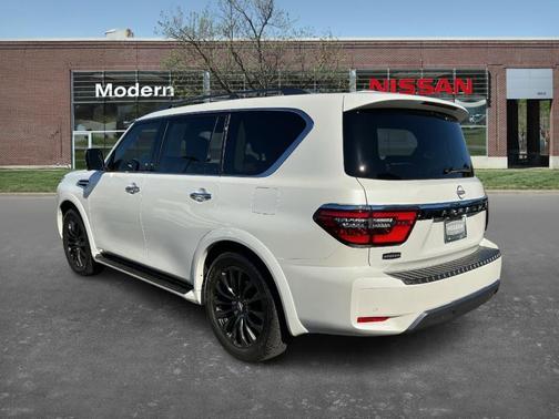 2024 Nissan Armada Platinum