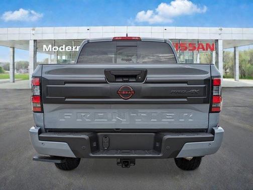 Boulder Gray Metallic 2026 Nissan Frontier PRO-4X
