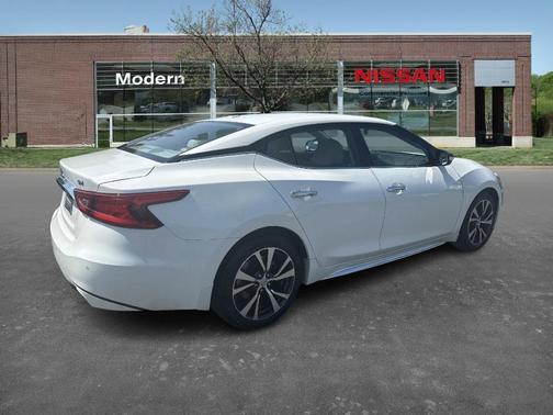 2016 Nissan Maxima 3.5 SV