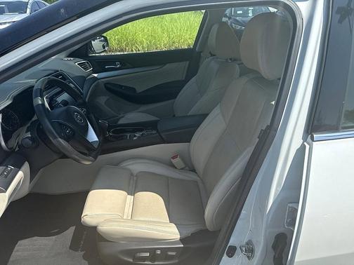 2016 Nissan Maxima 3.5 SV