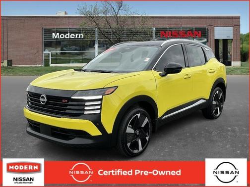 2025 Nissan Kicks SR