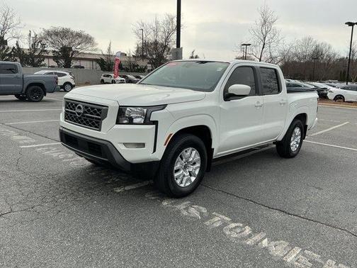 2023 Nissan Frontier SV