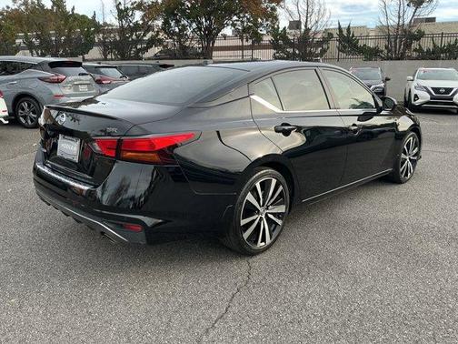 2021 Nissan Altima 2.5 SR