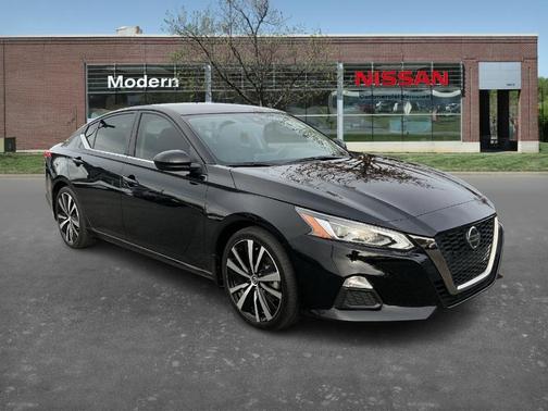 2021 Nissan Altima 2.5 SR