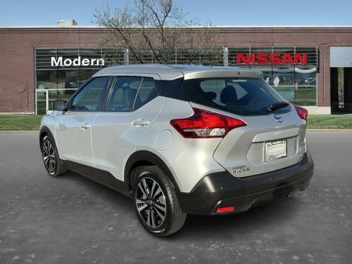2020 Nissan Kicks SV