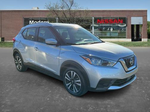 2020 Nissan Kicks SV