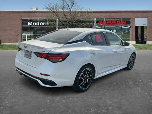 2024 Nissan Sentra SR