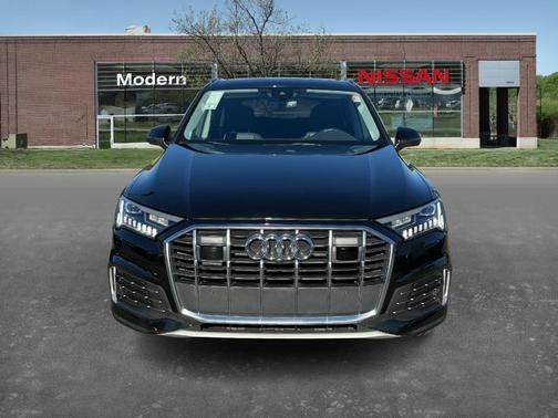 2024 Audi Q7 45 Premium Plus