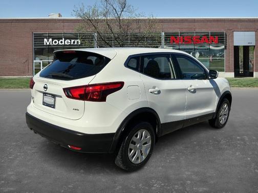 2019 Nissan Rogue Sport S