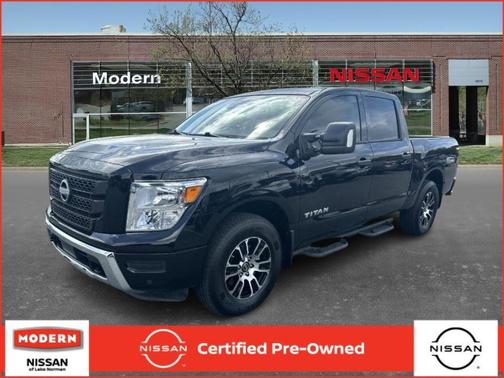 2024 Nissan Titan SV