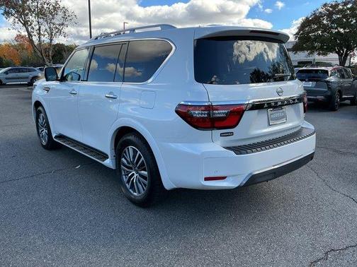 2024 Nissan Armada SL