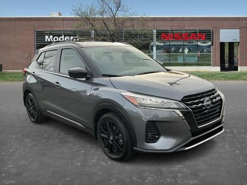 2024 Nissan Kicks SR