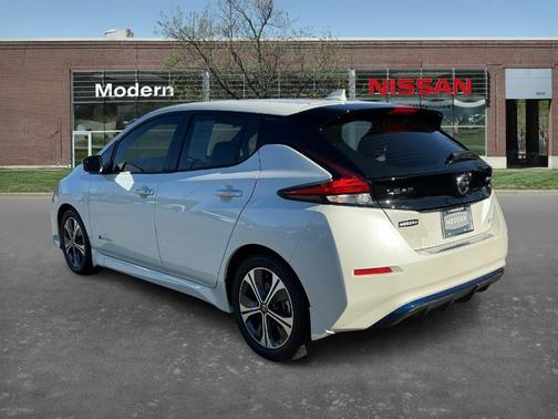 2019 Nissan Leaf SV