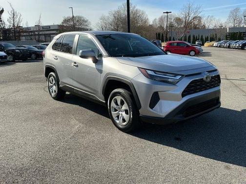 2023 Toyota RAV4 LE
