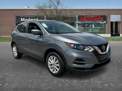 Gray 2021 Nissan Rogue Sport S