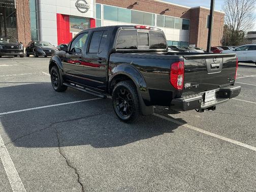 2021 Nissan Frontier SV