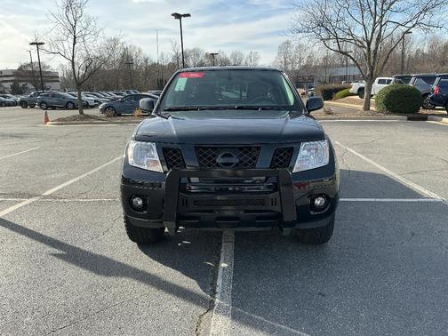 2021 Nissan Frontier SV