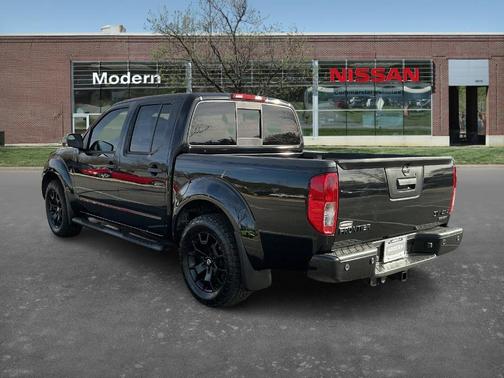 2021 Nissan Frontier SV