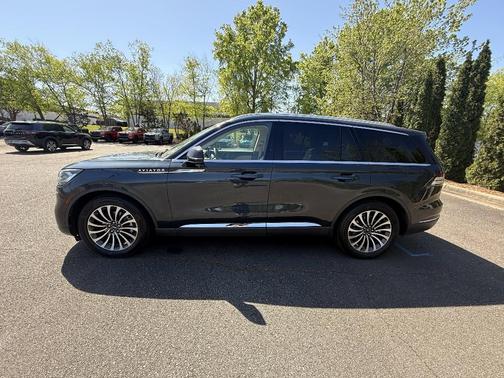 2022 Lincoln Aviator Reserve RWD