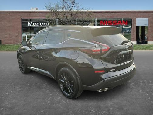 2023 Nissan Murano SV