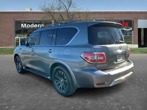 2017 Nissan Armada Platinum