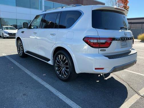 2024 Nissan Armada Platinum