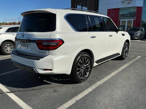 2024 Nissan Armada Platinum