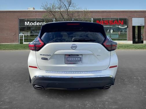 2024 Nissan Murano SL