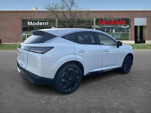 2025 Nissan Murano Platinum