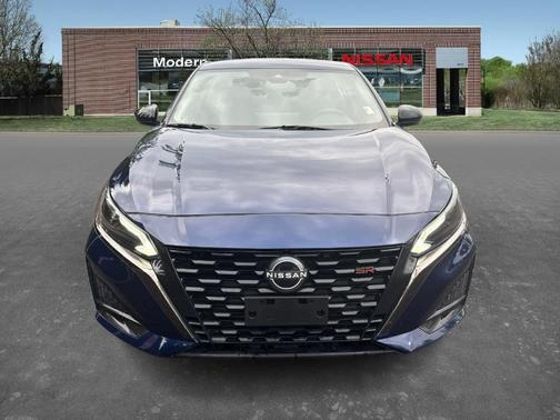 2023 Nissan Altima 2.0 SR