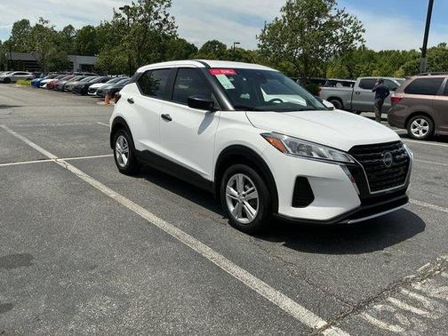Fresh Powder 2024 Nissan Kicks S