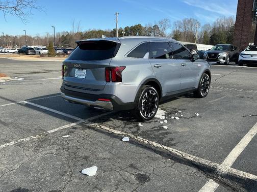 2025 Kia Sorento EX