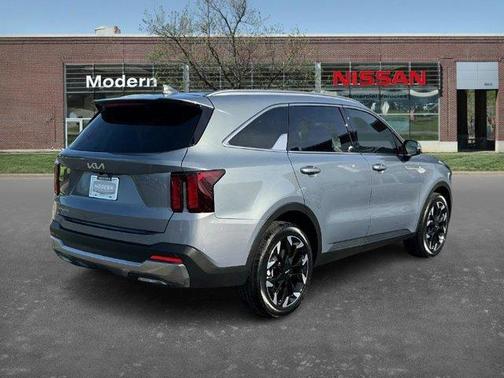 2025 Kia Sorento EX