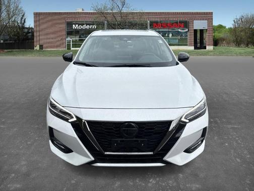 2022 Nissan Sentra SR