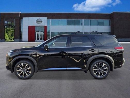 Black 2026 Nissan Pathfinder Platinum