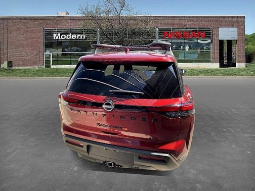 2025 Nissan Pathfinder Rock Creek