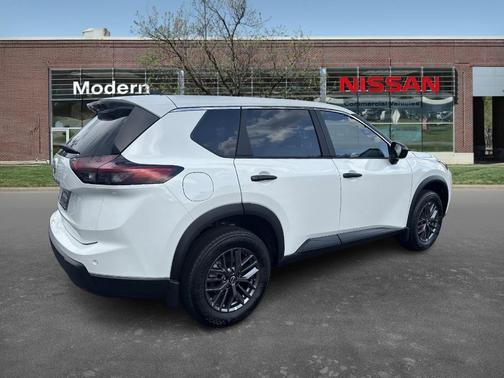 2025 Nissan Rogue S