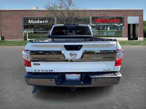 2019 Nissan Titan Platinum Reserve