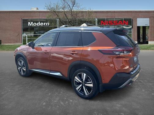 2022 Nissan Rogue SL