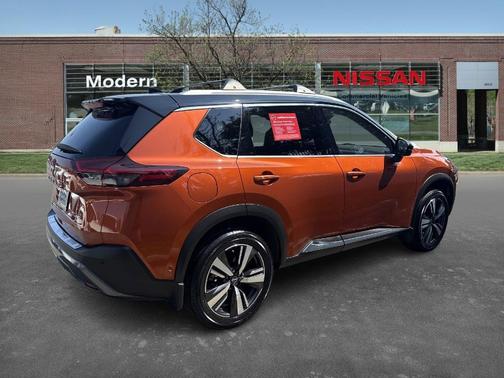 2022 Nissan Rogue SL