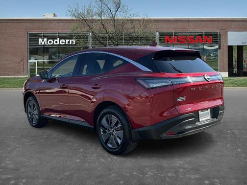 2025 Nissan Murano SL
