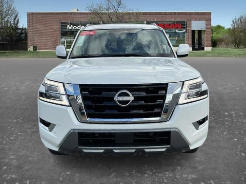 2024 Nissan Armada SV