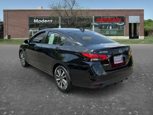 Black 2025 Nissan Versa 1.6 SV