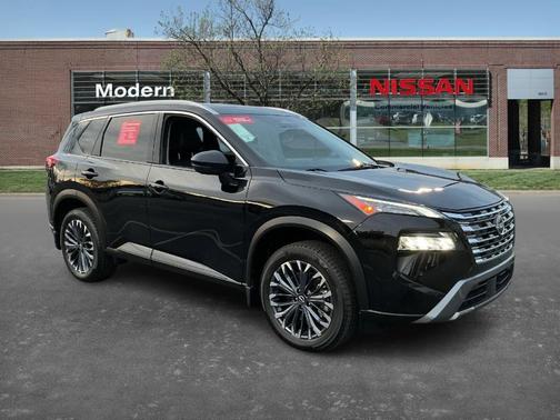 2025 Nissan Rogue SL