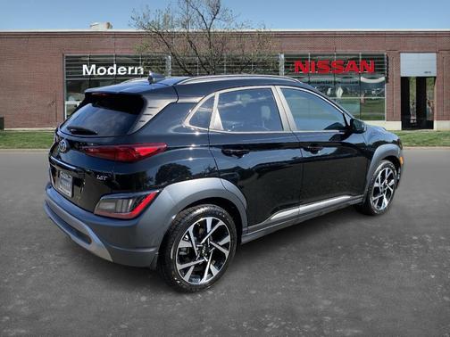 2022 Hyundai KONA Limited