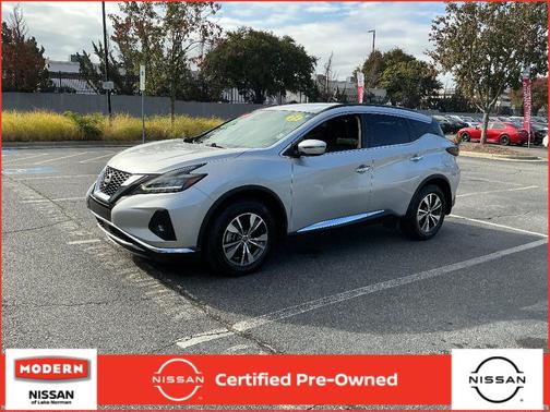 Silver 2023 Nissan Murano SV